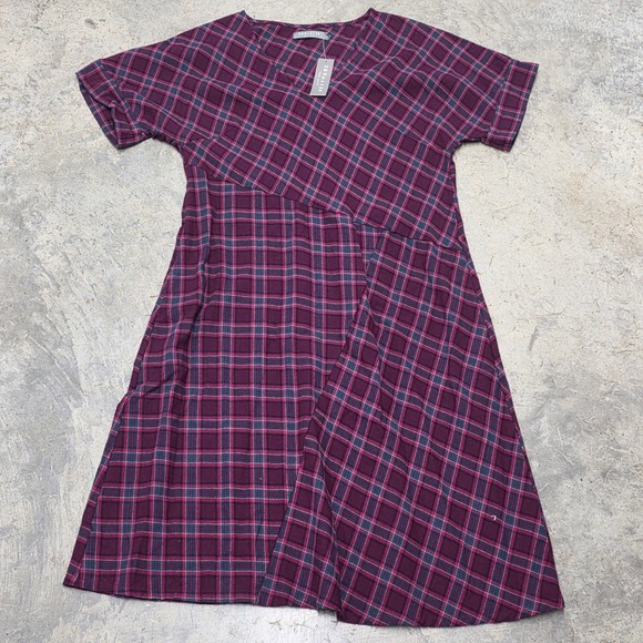 209 West 138 Dresses & Skirts - 209 West‎ 138 Cherry Plaid V Neck Short Sleeve Midi Dress Size M